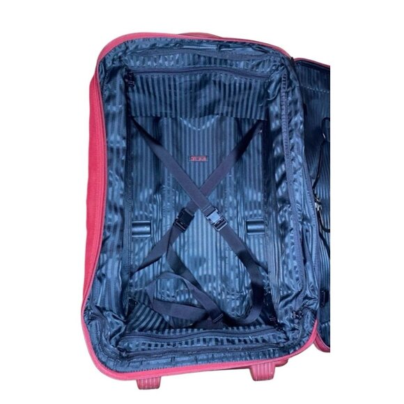 Tumi Upright Red Ballistic Suitcase Luggage 2 Wheel Rolling 23X14X9 - Picture 3 of 8